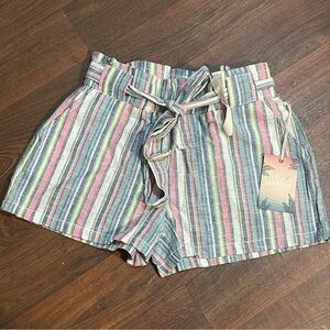 NWT KISS & Cry Linen Type Paper Bag Shorts Size Large